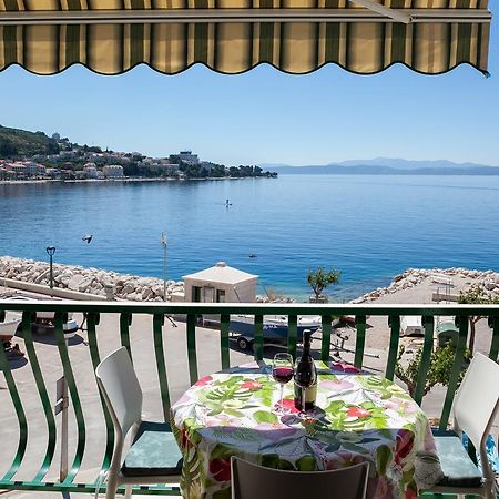 Apartments Waterfront Ivan Podgora Bagian luar foto