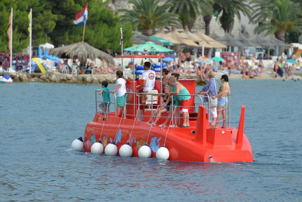 Apartments Waterfront Ivan Podgora Ruang foto
