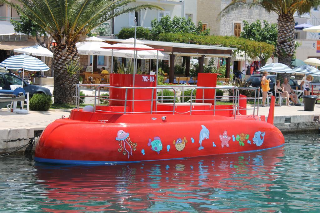 Apartments Waterfront Ivan Podgora Ruang foto