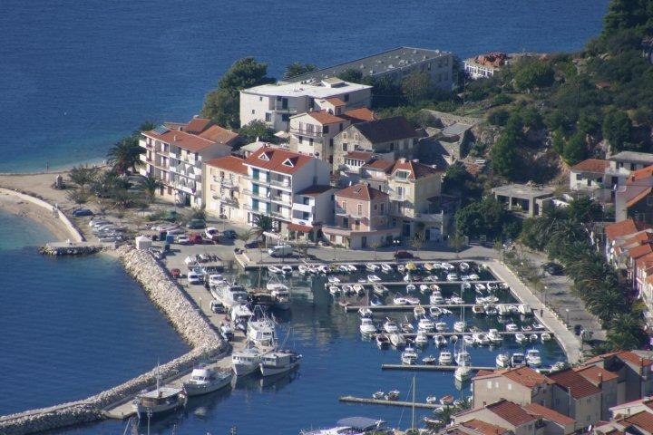 Apartments Waterfront Ivan Podgora Ruang foto