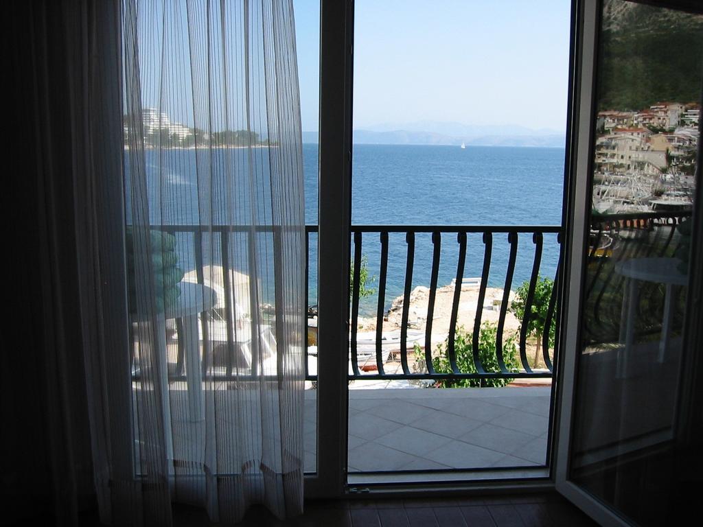 Apartments Waterfront Ivan Podgora Ruang foto